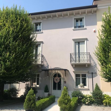 B&B Sul Garda Castelnuovo del Garda Luaran gambar