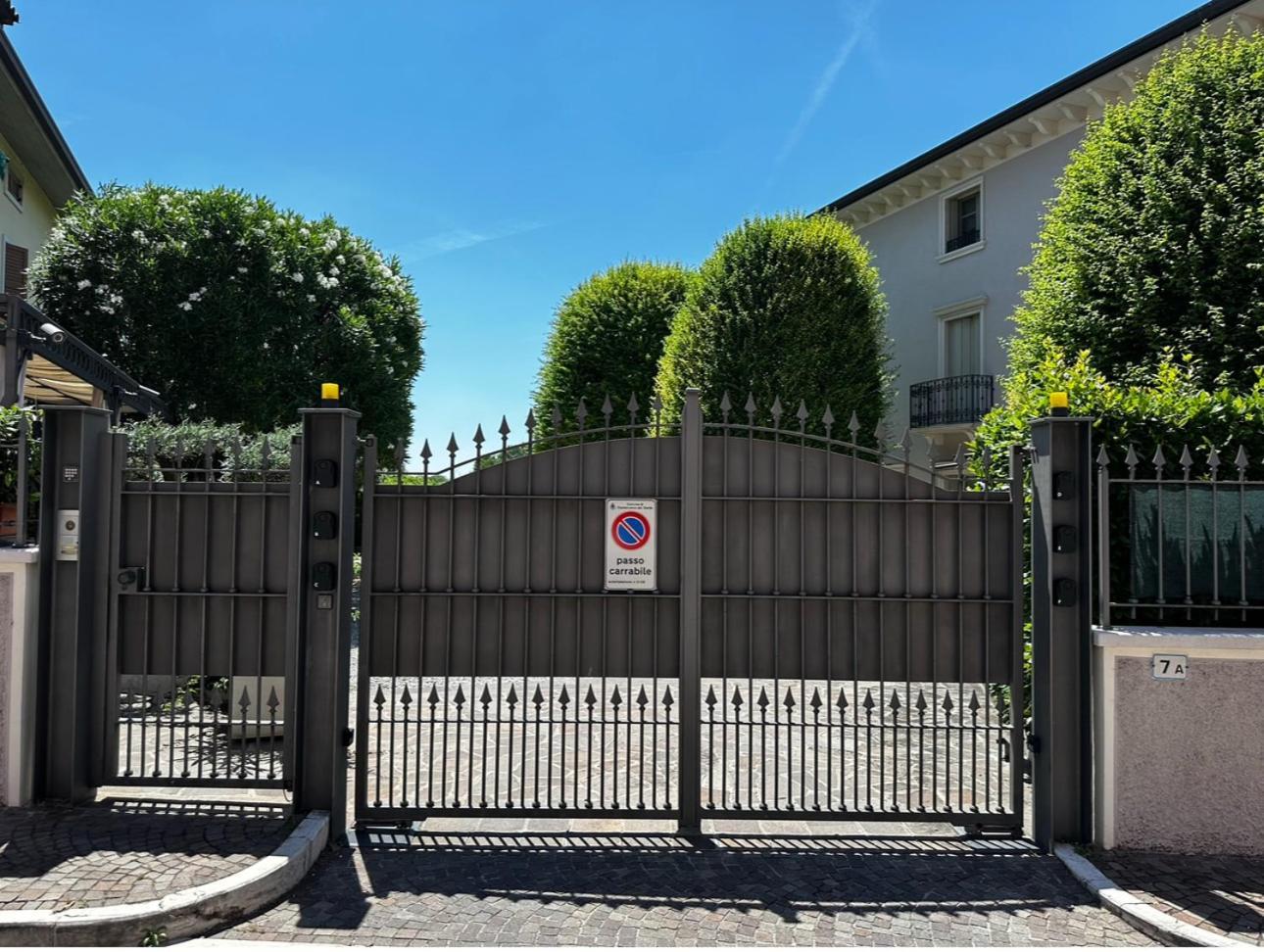 B&B Sul Garda Castelnuovo del Garda Luaran gambar