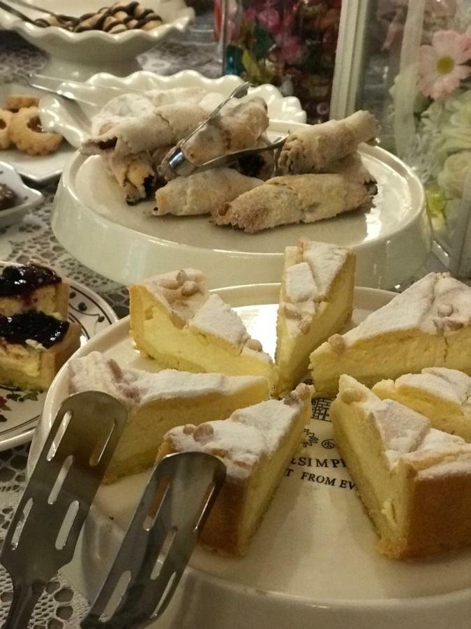 B&B Sul Garda Castelnuovo del Garda Luaran gambar